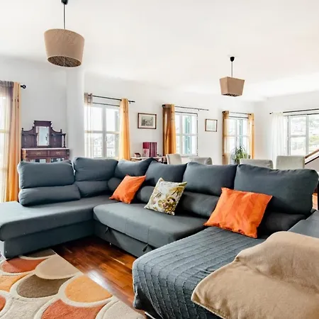 Pensión A O Mar Rooms- Center *