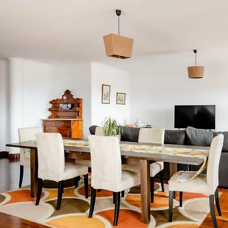 A O Mar Rooms- Center * Funchal (Madeira)