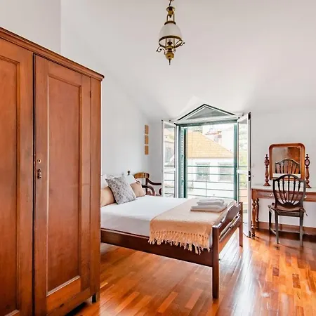 Pensión A O Mar Rooms- Center *