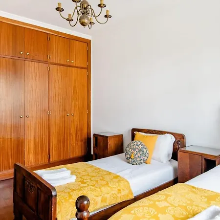 A O Mar Rooms- Center