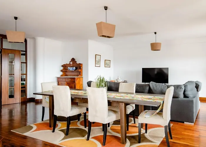 A O Mar Rooms- Center * Funchal (Madeira)