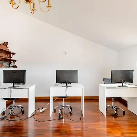 A O Mar Rooms- Center *