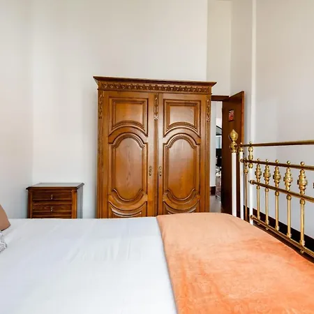 Affittacamere A O Mar Rooms- Center